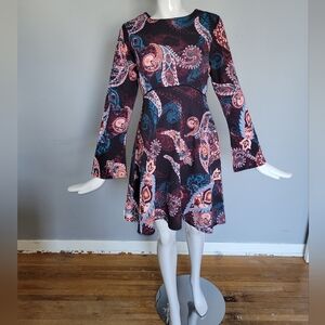 California Moonrise Paisley Print Mini, VGUC, Size S